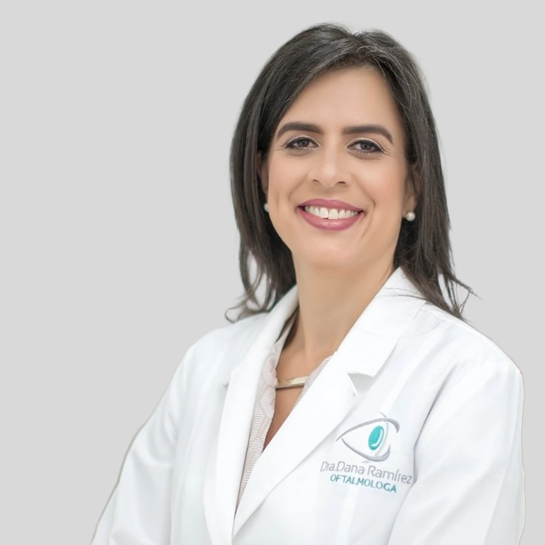 Dra. Dana Ramírez F., Cirujano Oftalmólogo, especialista en Segmento Anterior - Pterigion y Catarata @ Oftalmológica, Santo Domingo, República Dominicana